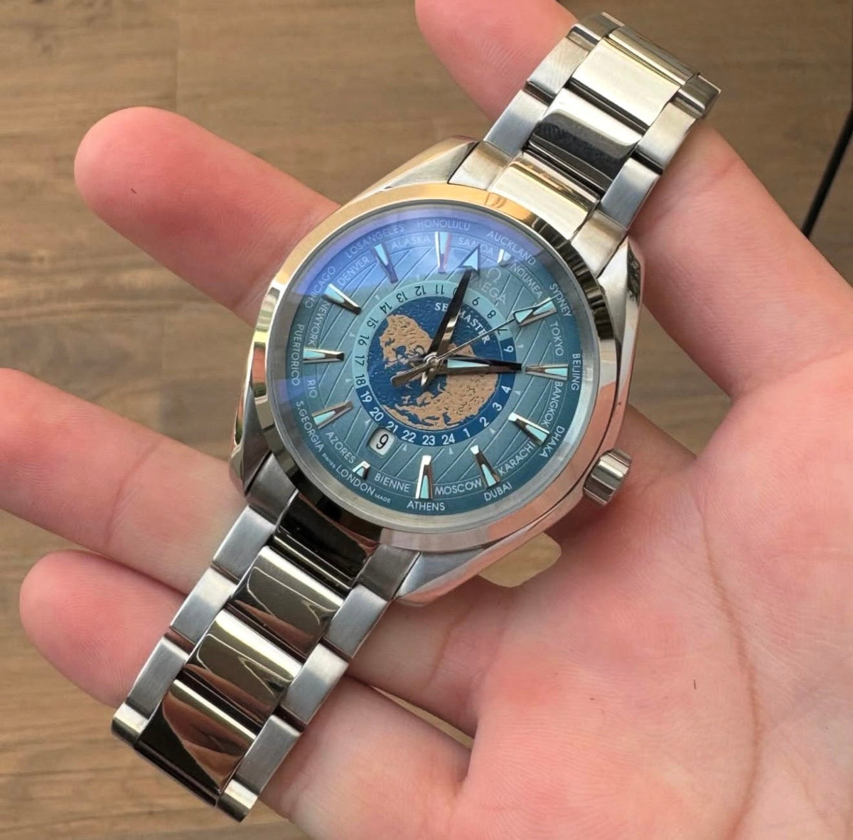 Omega Seamaster Aqua Terra Worldtimer