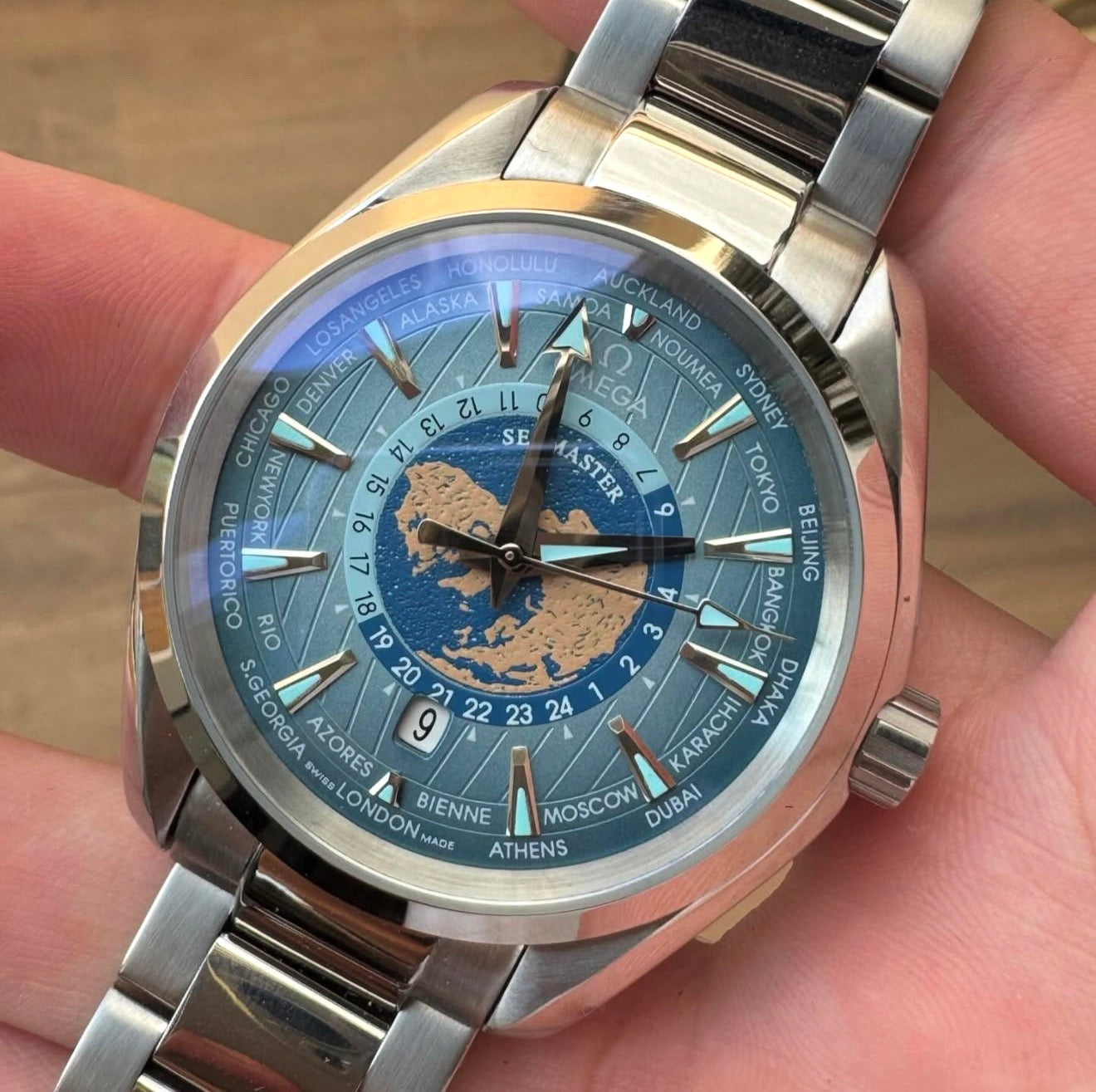 Omega Seamaster Aqua Terra Worldtimer