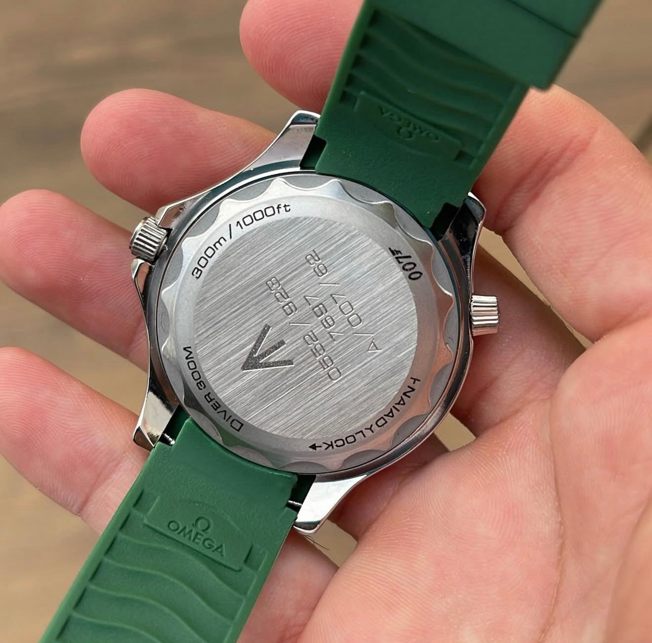 Omega Seamaster Diver 300M Rubber Green