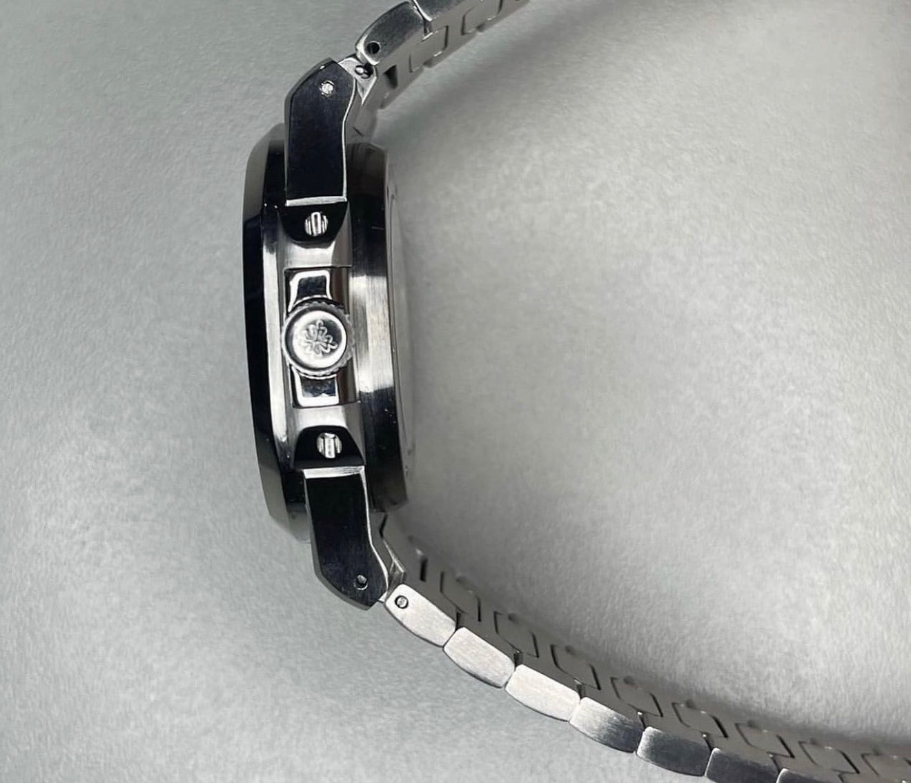 Patek Philippe Nautilus 5711 White